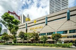Lucky Plaza (D9), Shop House #568242031